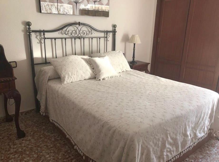 Apartmán Bright Flat With View To The Castle And The Museum Alicante Exteriér fotografie
