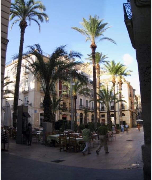 Apartmán Bright Flat With View To The Castle And The Museum Alicante Exteriér fotografie